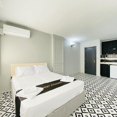 Pleasant Studio Flat In Kabatas Beyoglu Leilighet Istanbul Eksteriør bilde